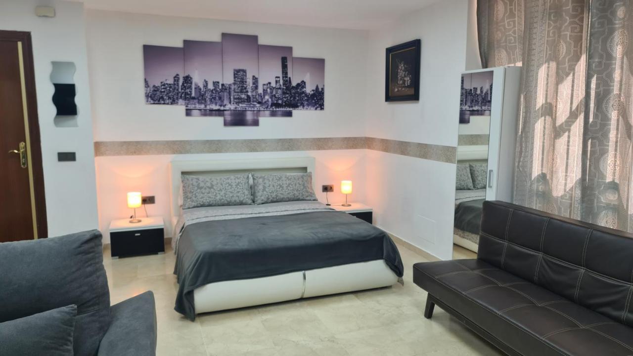 Apartamentos Porvera Jerez Centro 헤레스 외부 사진